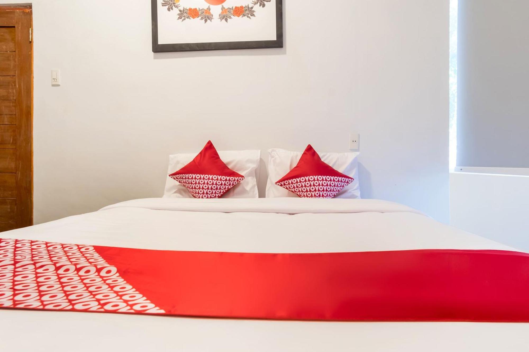 Hotel O Metropolitan Homestay Near Komplek Asia Megamas Medan Kültér fotó
